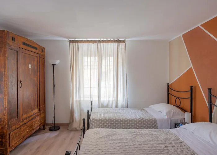 Center - Mazzini 73 *